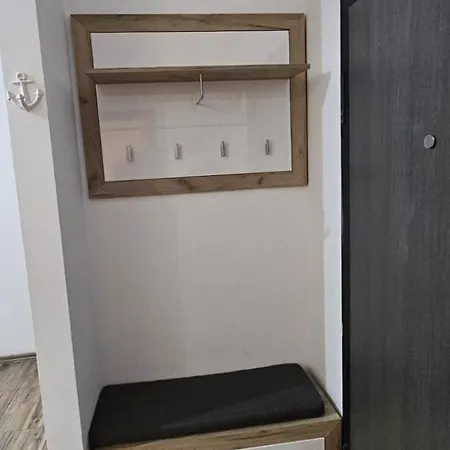 Holiday Mamaia Nord La 2 Minute De Plaja Cu Private Parking Navodari
