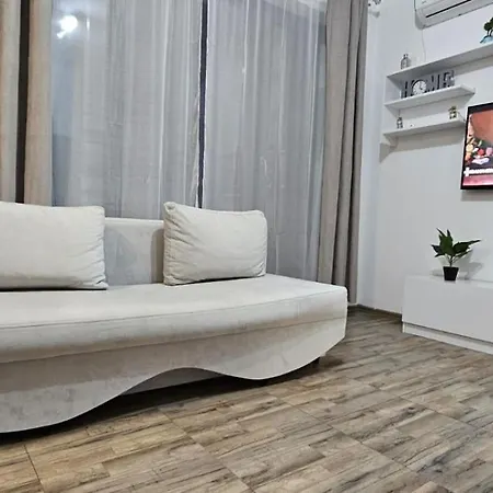 Daire Holiday Mamaia Nord La 2 Minute De Plaja Cu Private Parking *