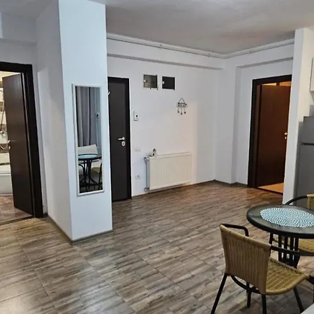 Apartment Holiday Mamaia Nord La 2 Minute De Plaja Cu Private Parking Navodari